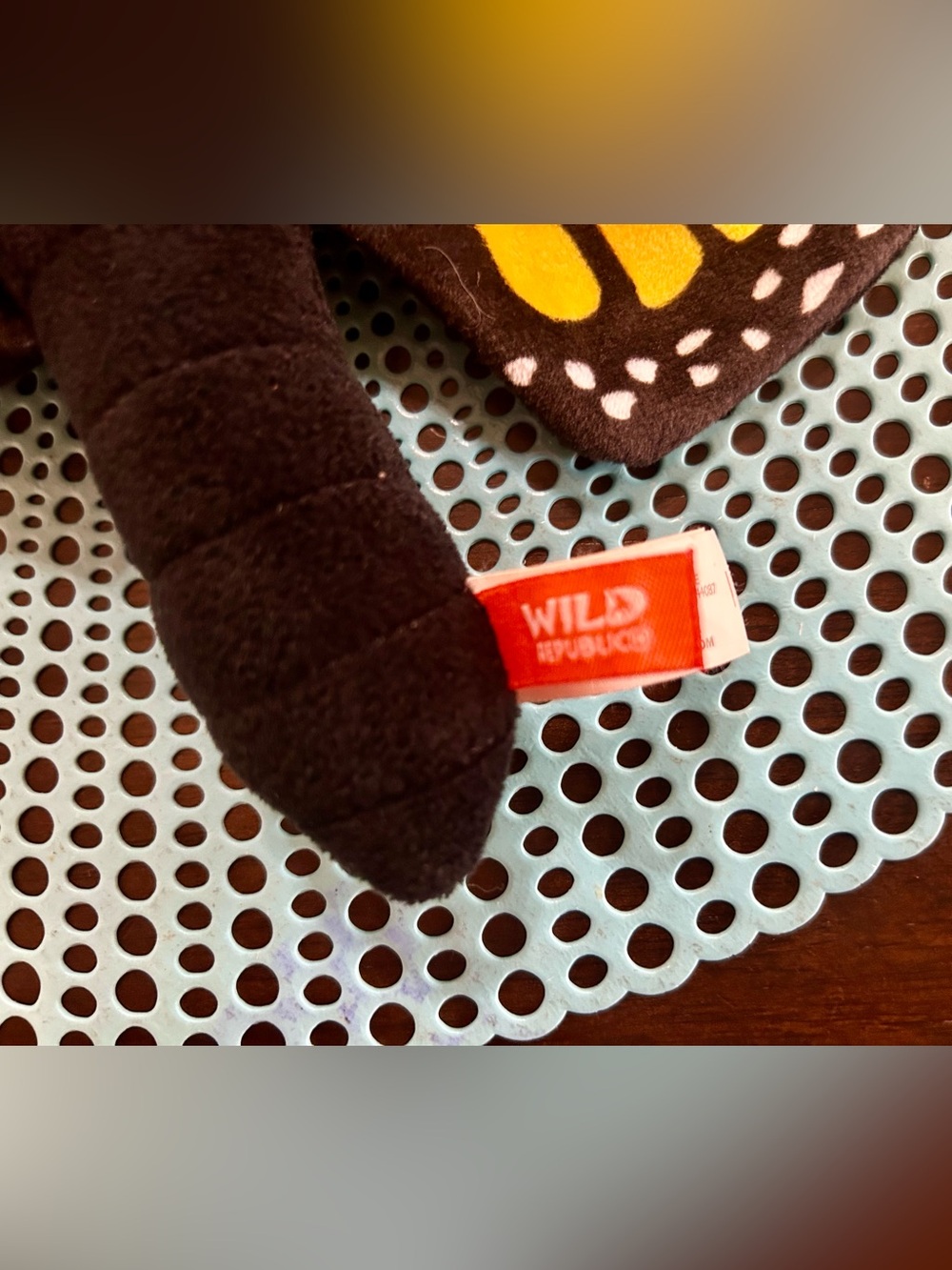 Monarch Butterfly Stuffed Animal Plush Bracelet Wild Republic “Hugger” - Picture 6 of 8